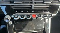 Peugeot 2008 1.2 PureTech 100ch S&S Allure Business — photo 26
