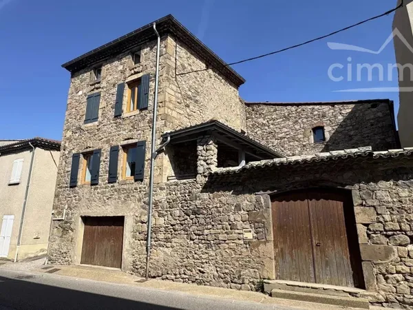 Maison de village en pierre avec garage - Champagne (07)