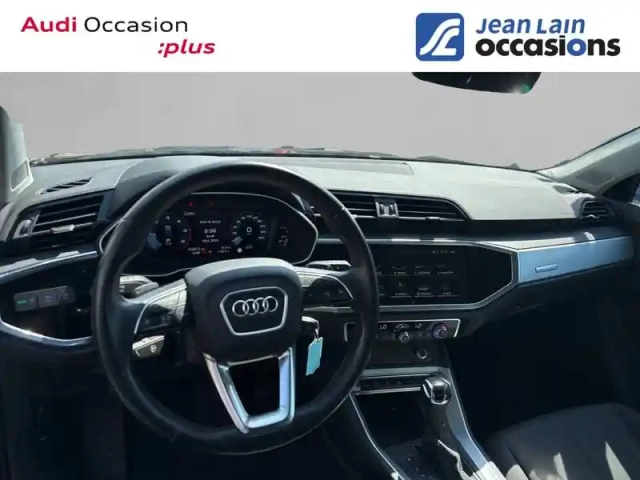 Audi Q3 35 tdi 150 ch s tronic 7 — photo 11
