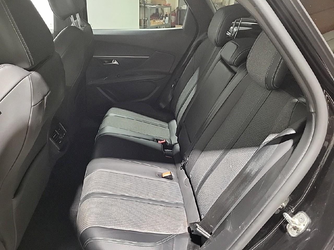 Peugeot 3008 bluehdi 130ch s&s eat8 allure — photo 13