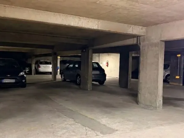 Parking 11 m²