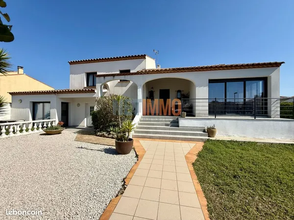 Villa 7 pièces 193 m²