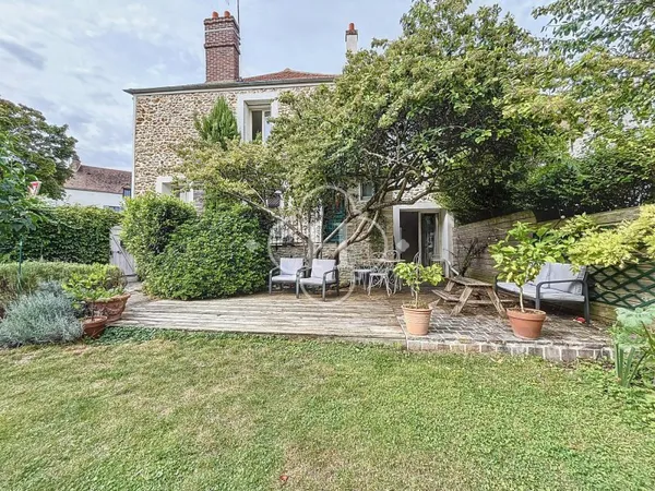 Maison de charme Crespières 155m² avec jardin