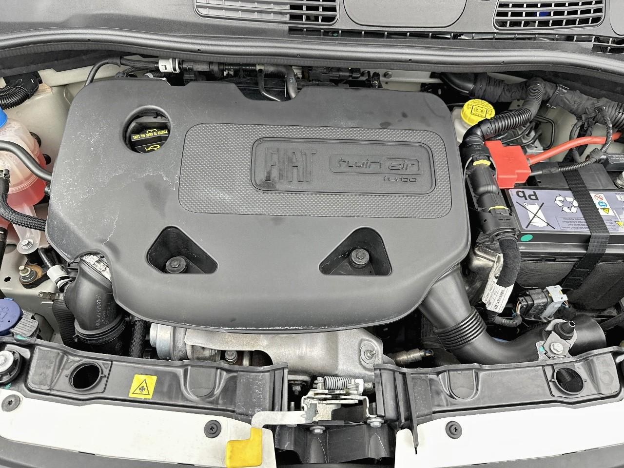 Fiat Panda 0.9 85 ch twinair s/s city cross — photo 13