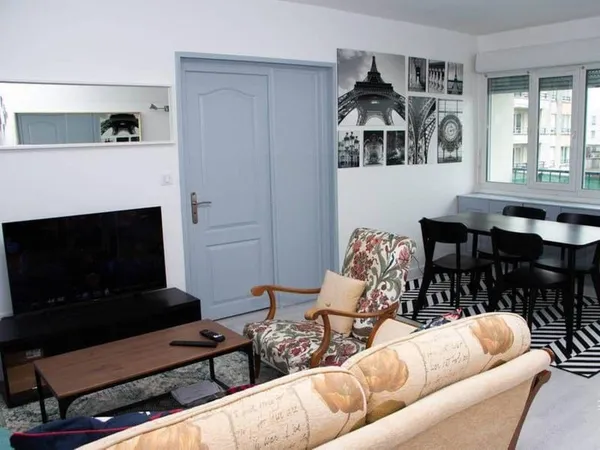 Belle chambre dans colo rénovée et meublée 75m²