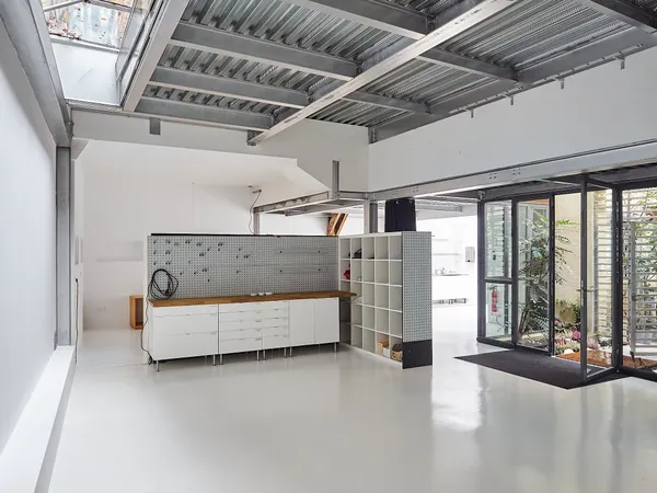 Loue local commercial 120m² idéal bureau ou activité creative