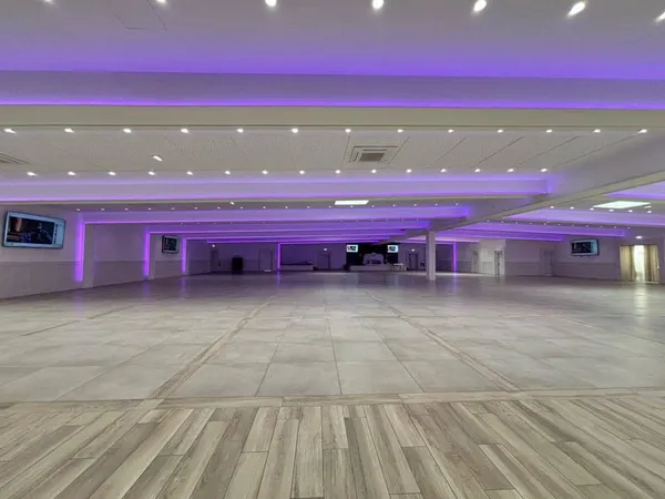 Local commercial 1500 m²