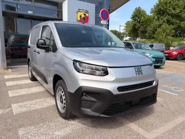 Fiat Doblo fg m diesel 130ch automatique pack premium connect — photo 1