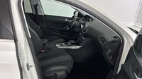 Peugeot 308 1.2 PureTech 130ch E6.c S&S Allure EAT8 — photo 15