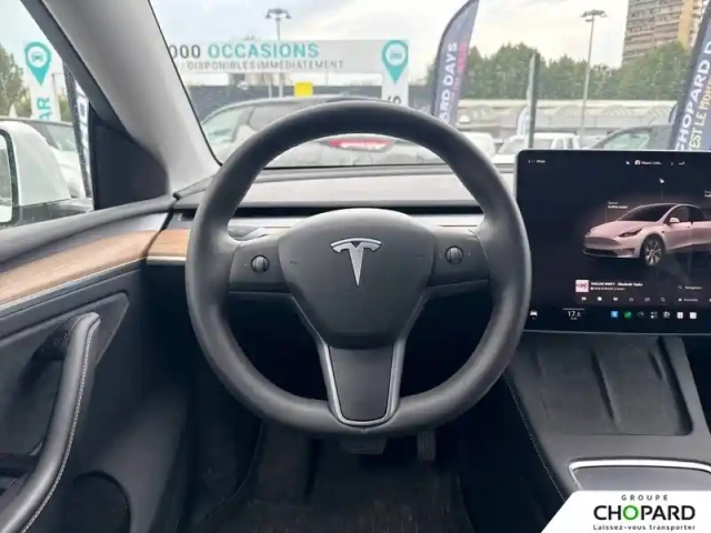 Tesla Model Y grande autonomie dual motor awd — photo 17