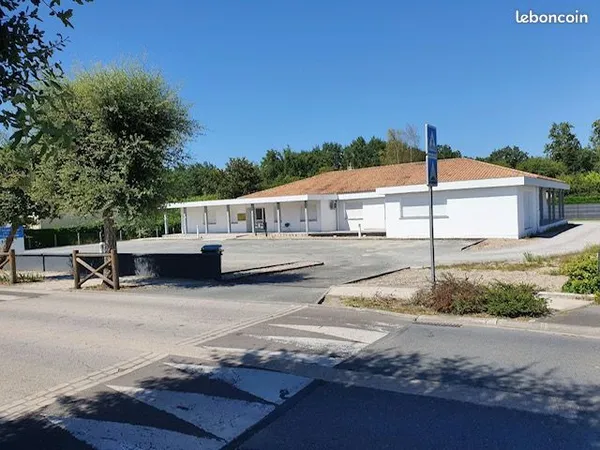 Local a louer centre de salles