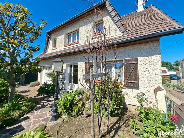 Maison 6 pièces 130 m²