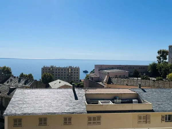 Appartement 4 pièces 82 m²
