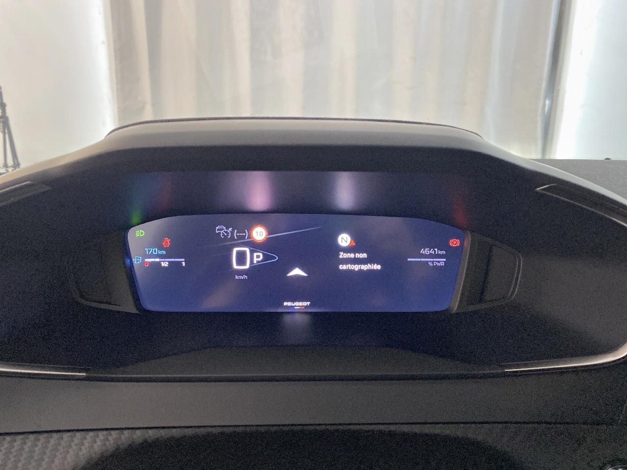 Peugeot 2008 hybrid 145 ch e-dcs6 allure — photo 13