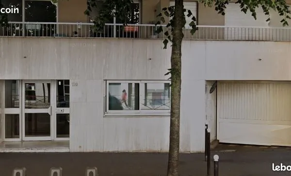 Garage et parking Location Paris 115€