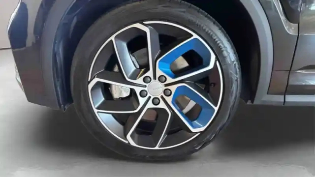Lynk&Amp;Co 01 1.5 phev 261 ch dcth7 — photo 17