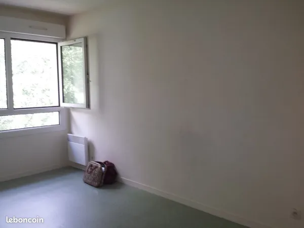Studio 1 pièce 20 m²