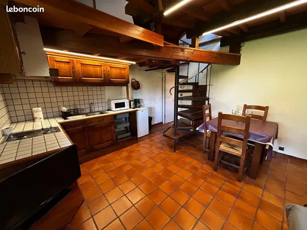 À louer à l'année studio sur Embrun