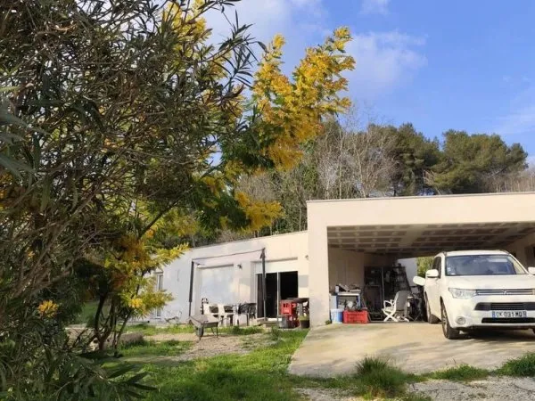 Maison 7 pièces 220 m²
