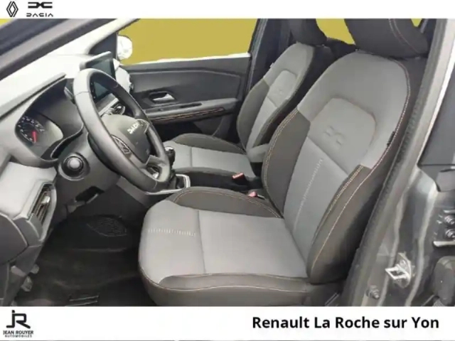 Dacia Jogger 1.0 tce 110ch sl extreme 7 places — photo 3