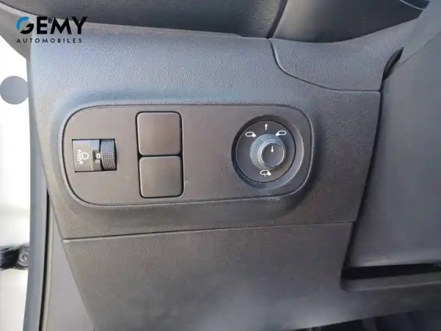 Citroën C3 puretech 110 s&amp;s eat6 — photo 13