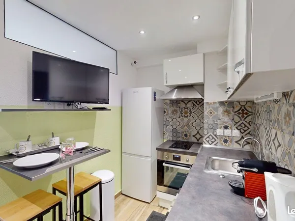 Superbe colocation NEUVE de 2025 avec 2 chambres avec grand balcon au pied de la Douane SUISSE de Mo