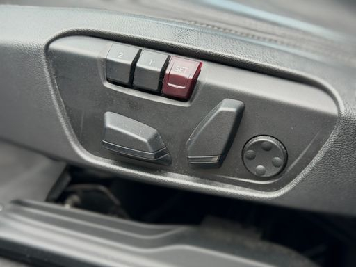 BMW X1 xDrive 25e 220 Hybrid BVA6 - Xline – 2021 – 84378 km – Hybride rechargeable – Boîte Automatique — photo 7
