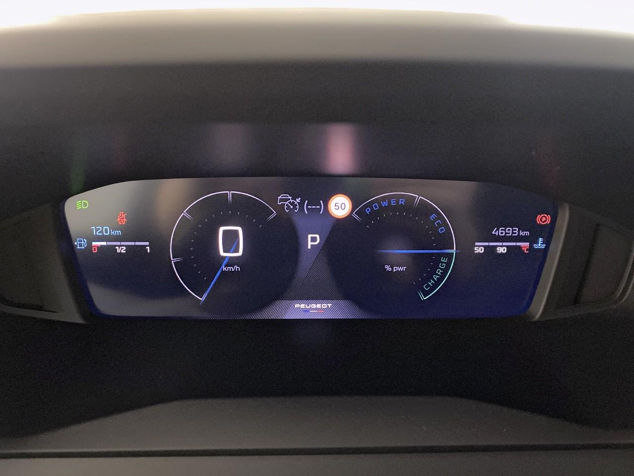 Peugeot 2008 hybrid 145 ch e-dcs6 allure — photo 13