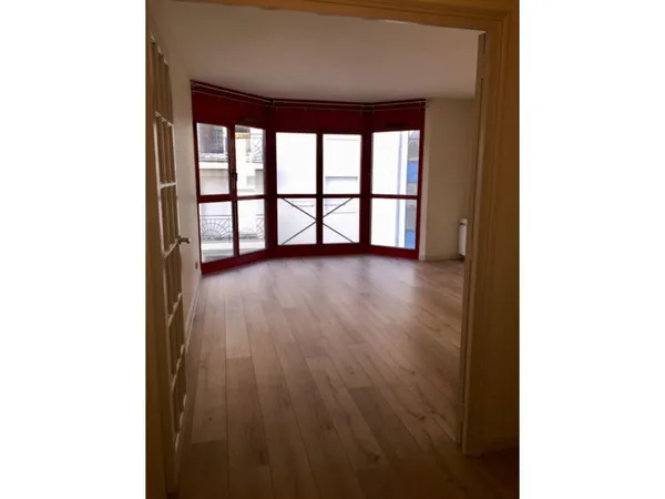 Loue appartement 2 pièces dans une résidence-services pour seniors à Tours (37)