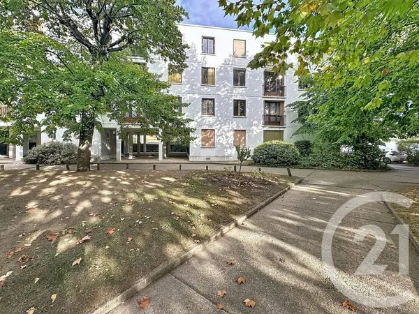 Appartement 4 pièces 61 m²
