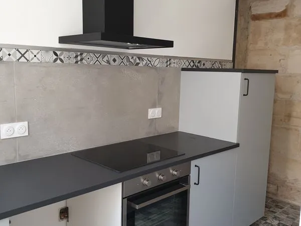 Appartement duplex T4 73m² avec petite cour intérieure