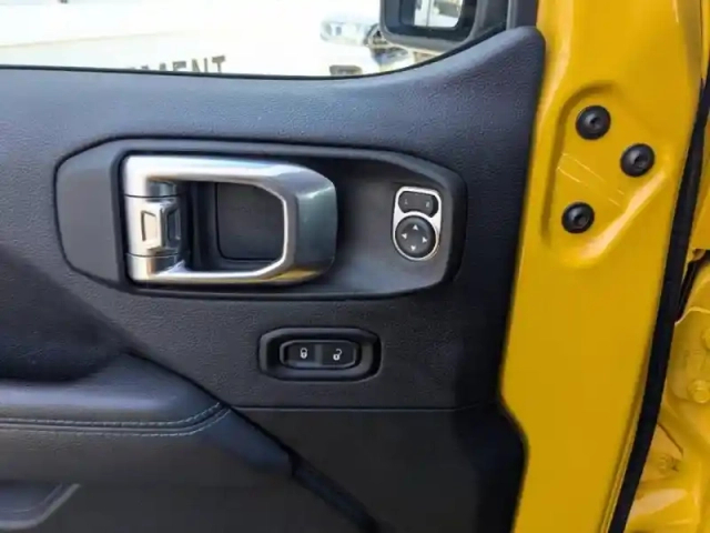 Jeep Wrangler unlimited 2.0 t 380ch 4xe rubicon rock-trac — photo 11