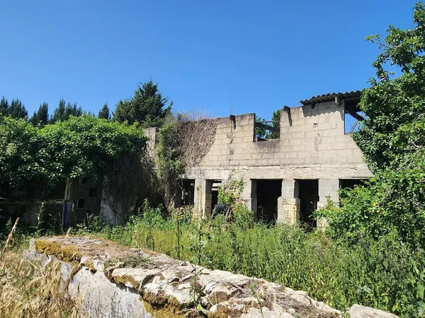 CURZAY SUR VONNE - TERRAIN + BATIMENT