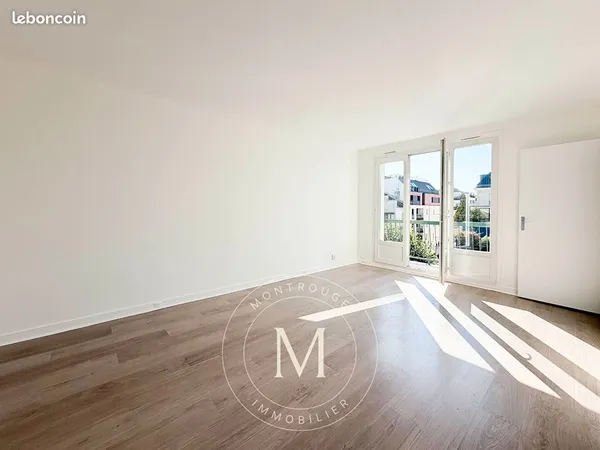 Studio 1 pièce 29 m²
