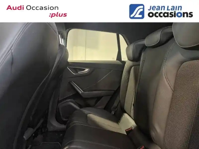 Audi Q2 35 tdi 150 s tronic 7 quattro — photo 17