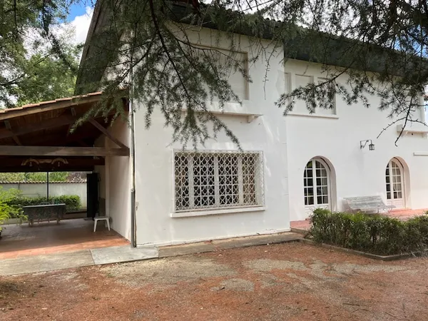 Maison 7 pièces 223 m²