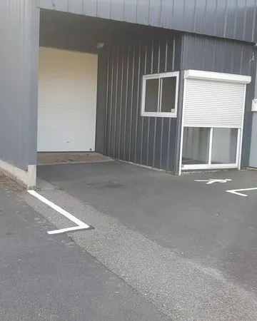 Local commercial ou atelier