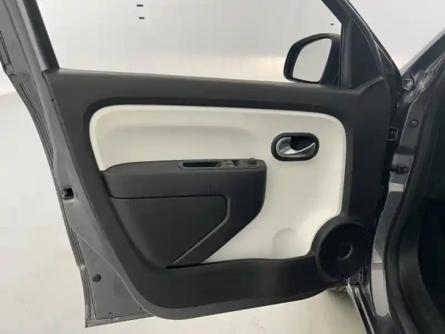 Renault Twingo iii achat intégral - 21 — photo 20