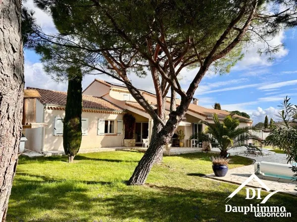 Propriété 7 pièces 170 m²