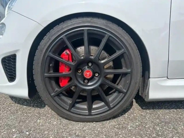 Abarth 500 1.4 turbo t-jet 180ch 695 70 anniversario — photo 5