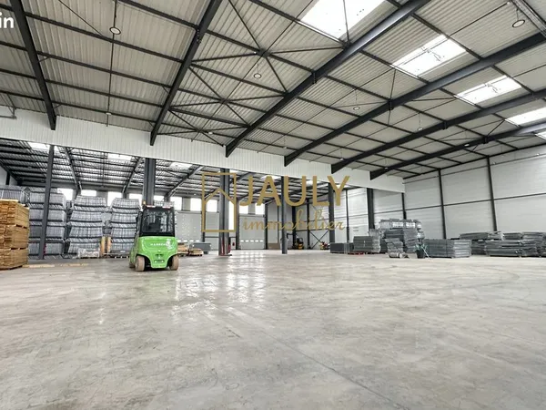 Entrepôt 2507 m² Villenoy