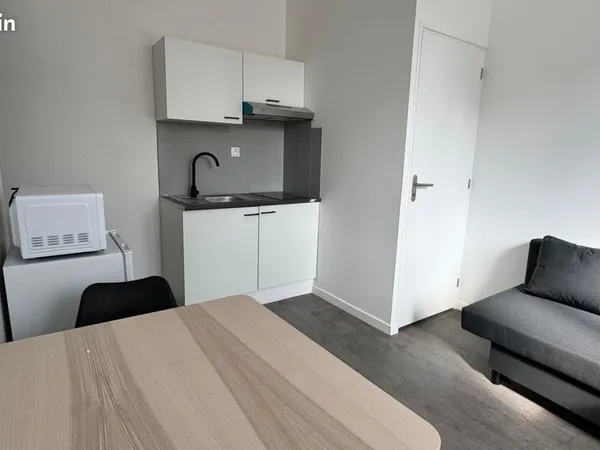Studio 1 pièce 18 m²