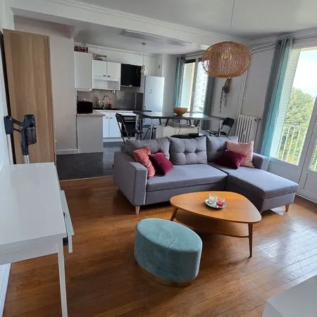 Beau T3 meublé 54.41m² proximité métro Laënnec