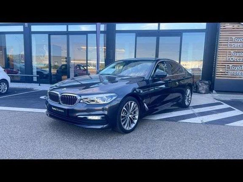 BMW SÉRIE 5 BMW Série 5 530eA iPerformance 252ch Lounge — photo 1