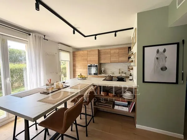 T3 Rez-de-jardin - Jardin privatif 123 m² - Plage à 10 mn à pied