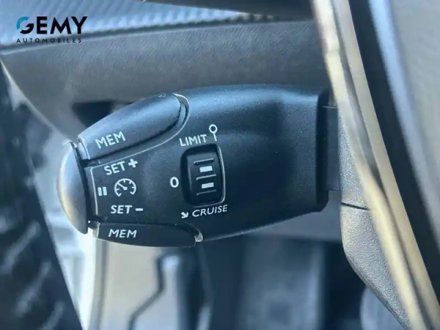 Peugeot 2008 bluehdi 110 s&amp;s bvm6 — photo 17