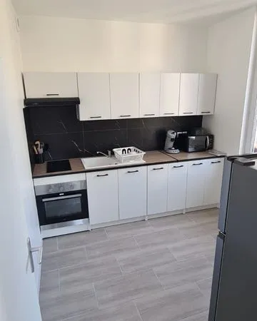 F3 meublée refait à neuf centre ville