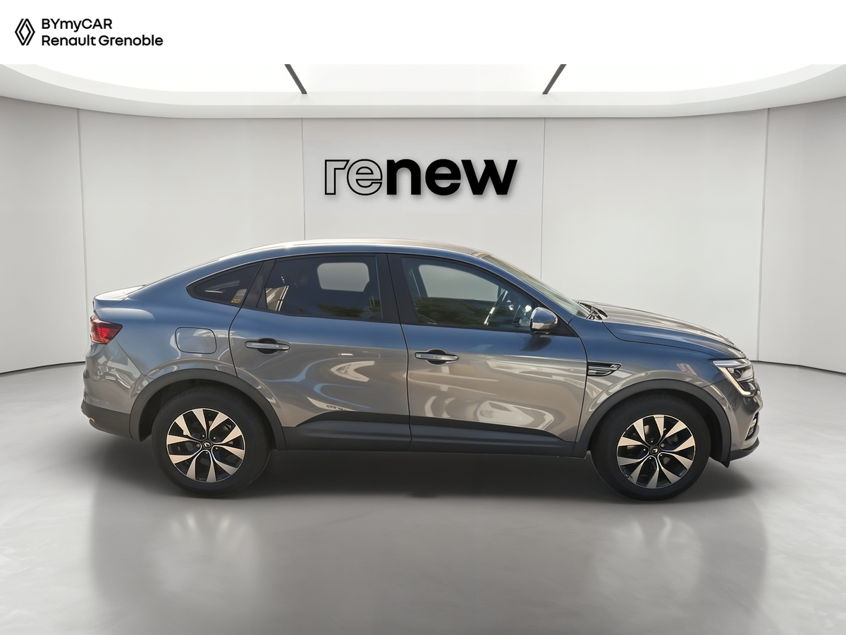 Renault Arkana E-Tech hybride 145 - 22 — photo 6