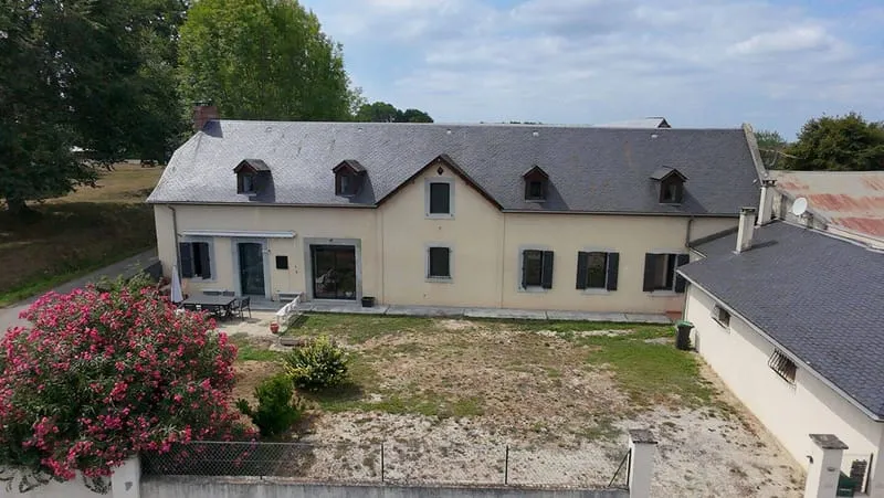 Photo 3