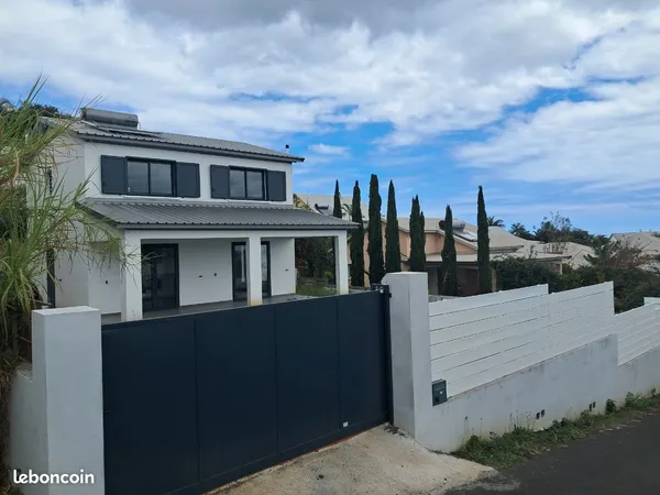 Maison F4 3ch 2sdb
